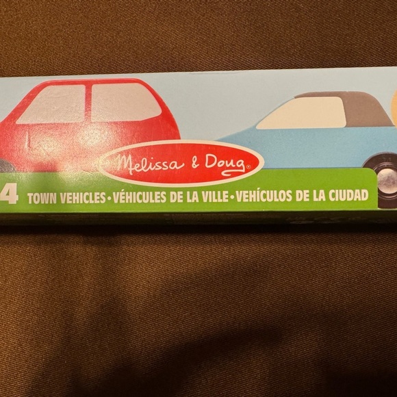 BNIB Melissa and Doug Four Wooden Town Vehicles Fast Shipping! - Picture 3 of 11